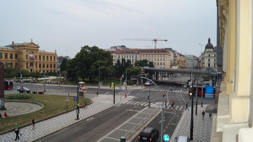 Apartment Central Florenc Praag Buitenkant foto